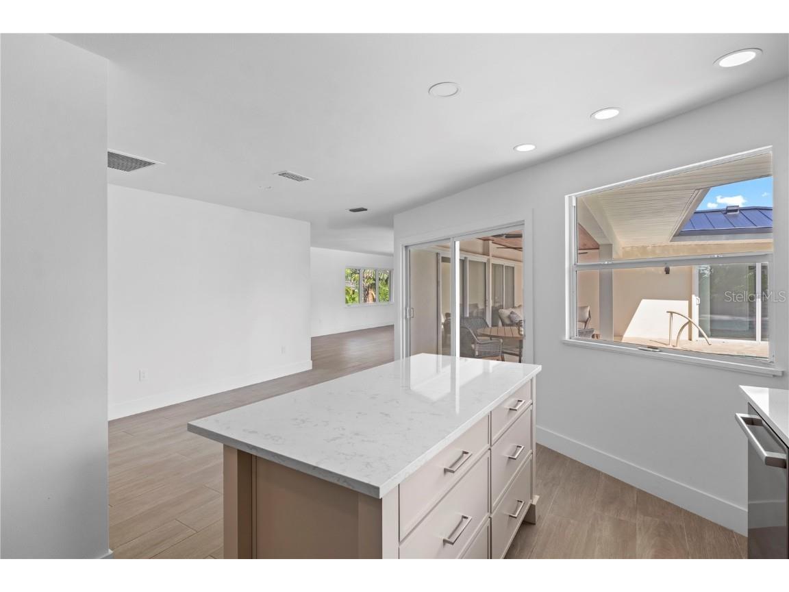 624 Dundee Lane Holmes Beach FL 34217 A4665745 image24