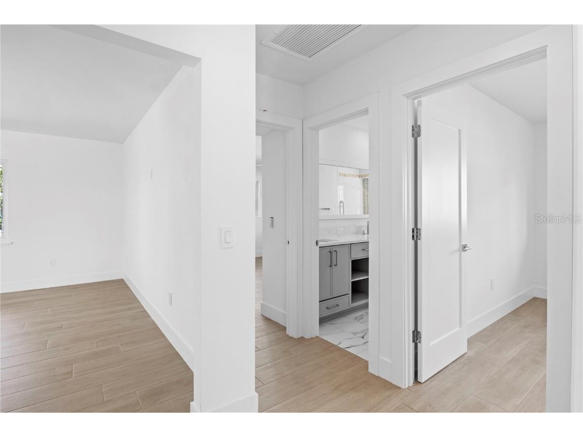 624 Dundee Lane Holmes Beach FL 34217 A4665745 image41