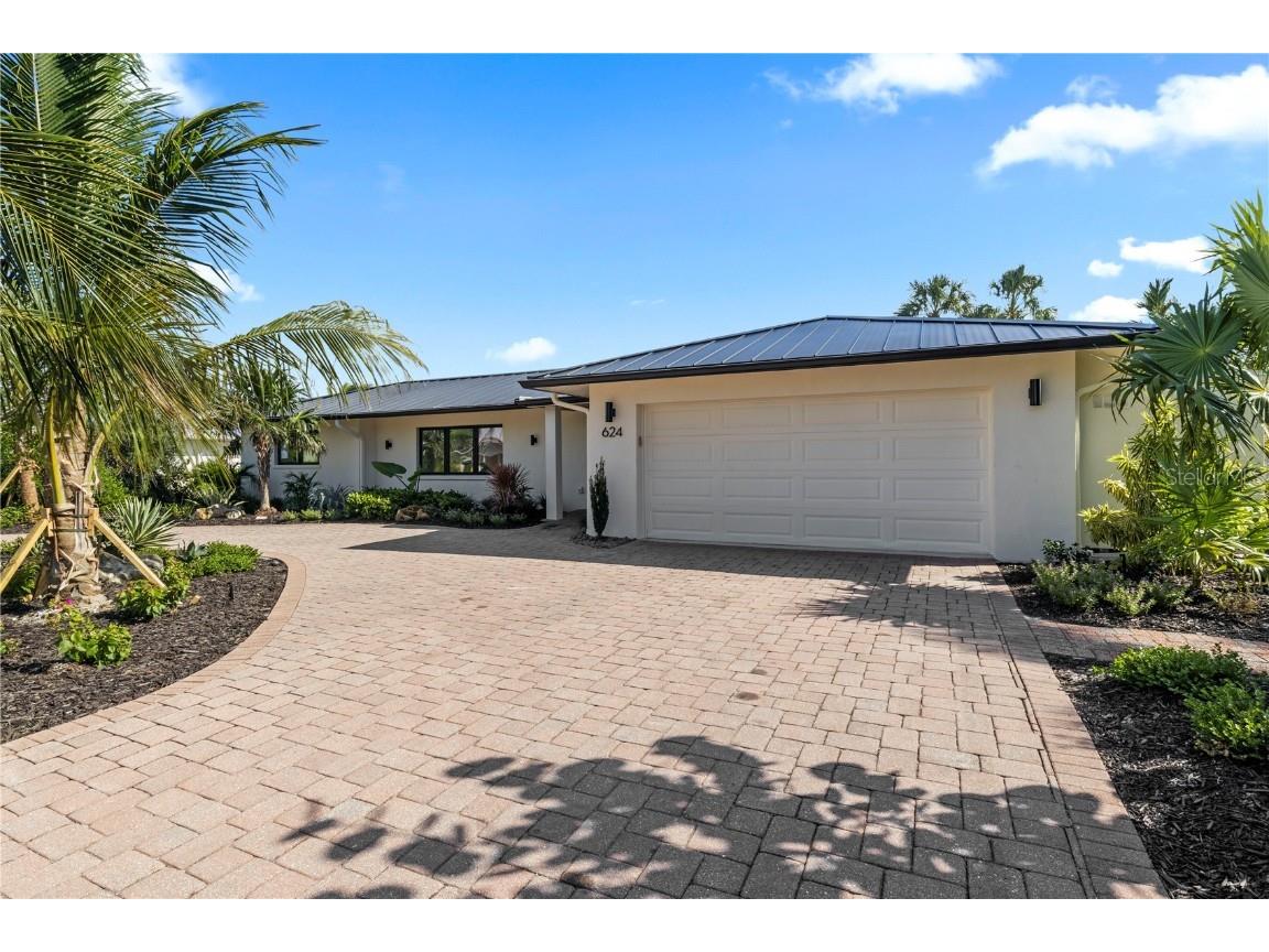 624 Dundee Lane Holmes Beach FL 34217 A4665745 image5