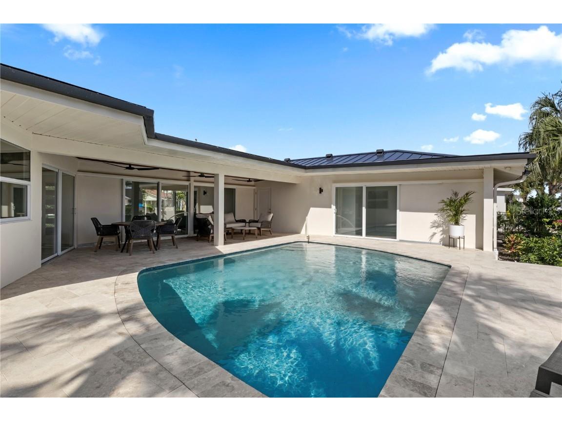 624 Dundee Lane Holmes Beach FL 34217 A4665745 image52