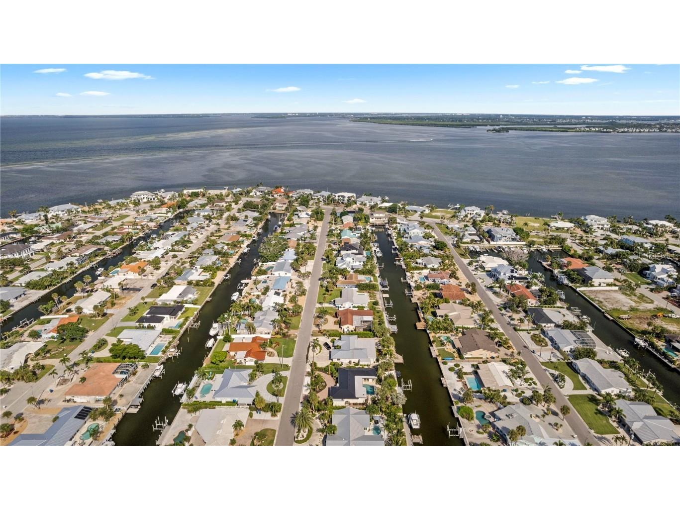 624 Dundee Lane Holmes Beach FL 34217 A4665745 image66