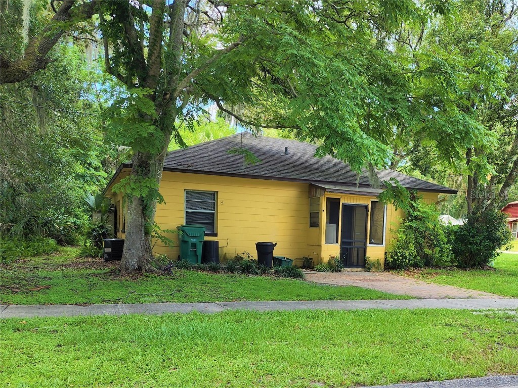 624 E Rich Avenue Deland FL 32724 O6121599 image1