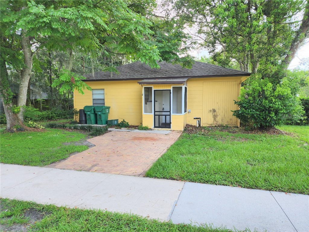 624 E Rich Avenue Deland FL 32724 O6130032 image1