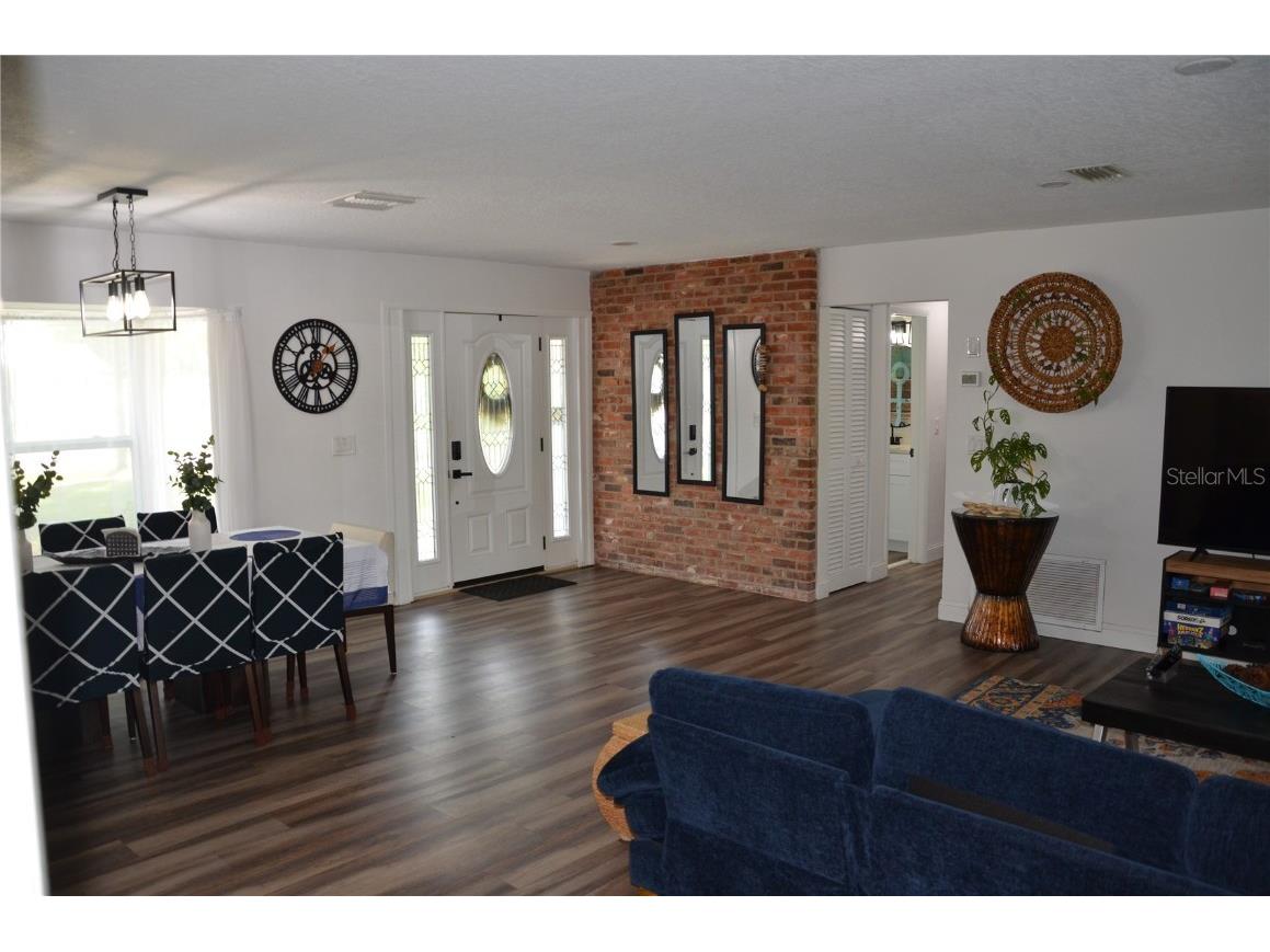 624 Hager Court Deltona FL 32725 - LAKE GLEASON O6333899 image5