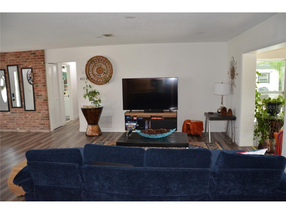 624 Hager Court Deltona FL 32725 - LAKE GLEASON O6333899 image6