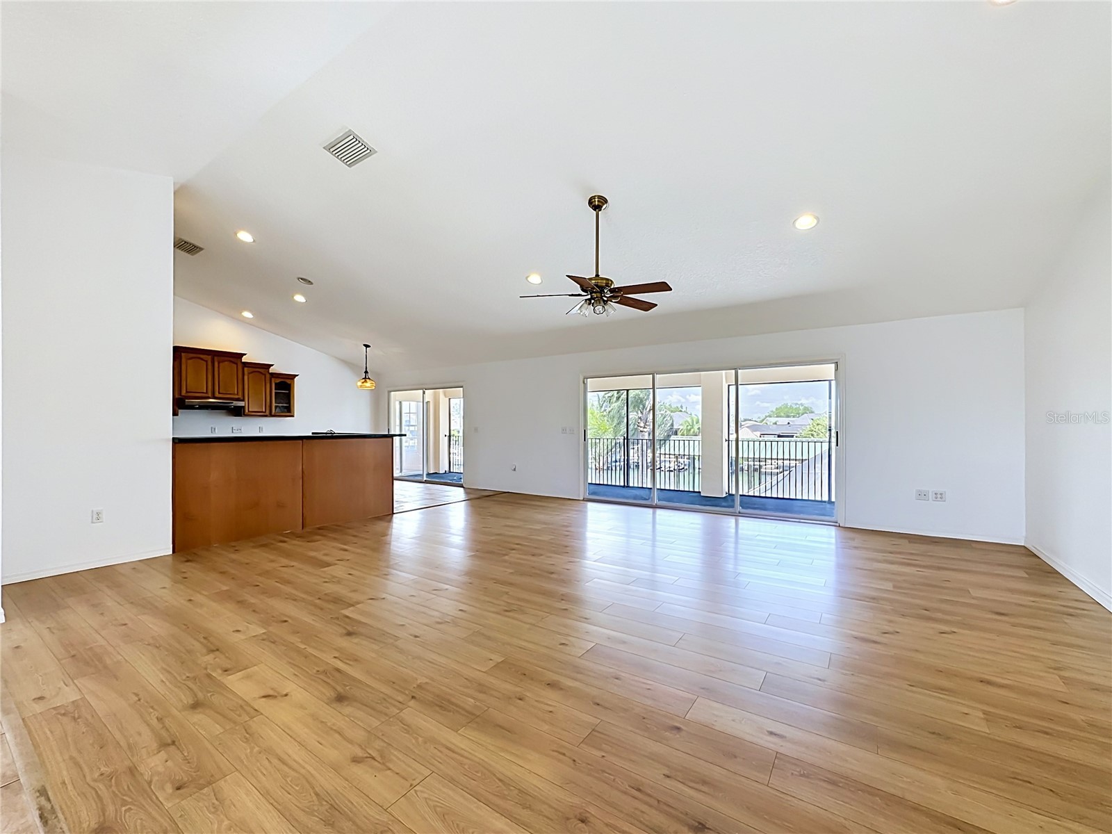 624 Kingston Court Apollo Beach FL 33572 TB8504604 image12