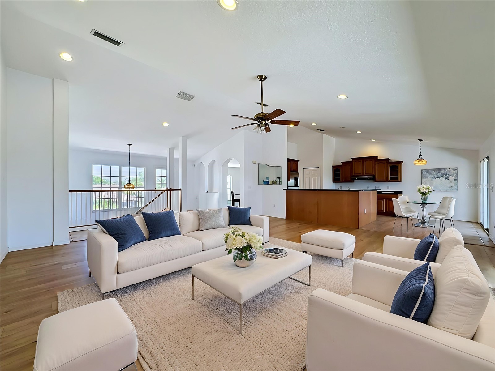 624 Kingston Court Apollo Beach FL 33572 TB8504604 image8