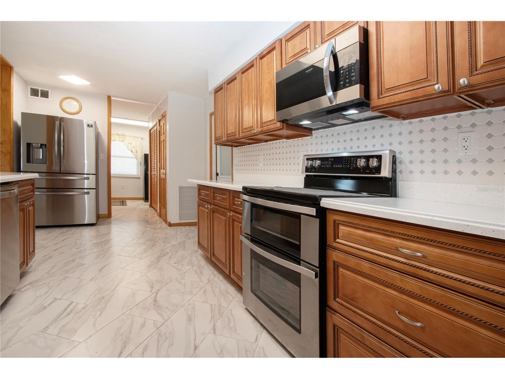 624 La Jolla Avenue Sun City Center FL 33573 TB8519851 image18