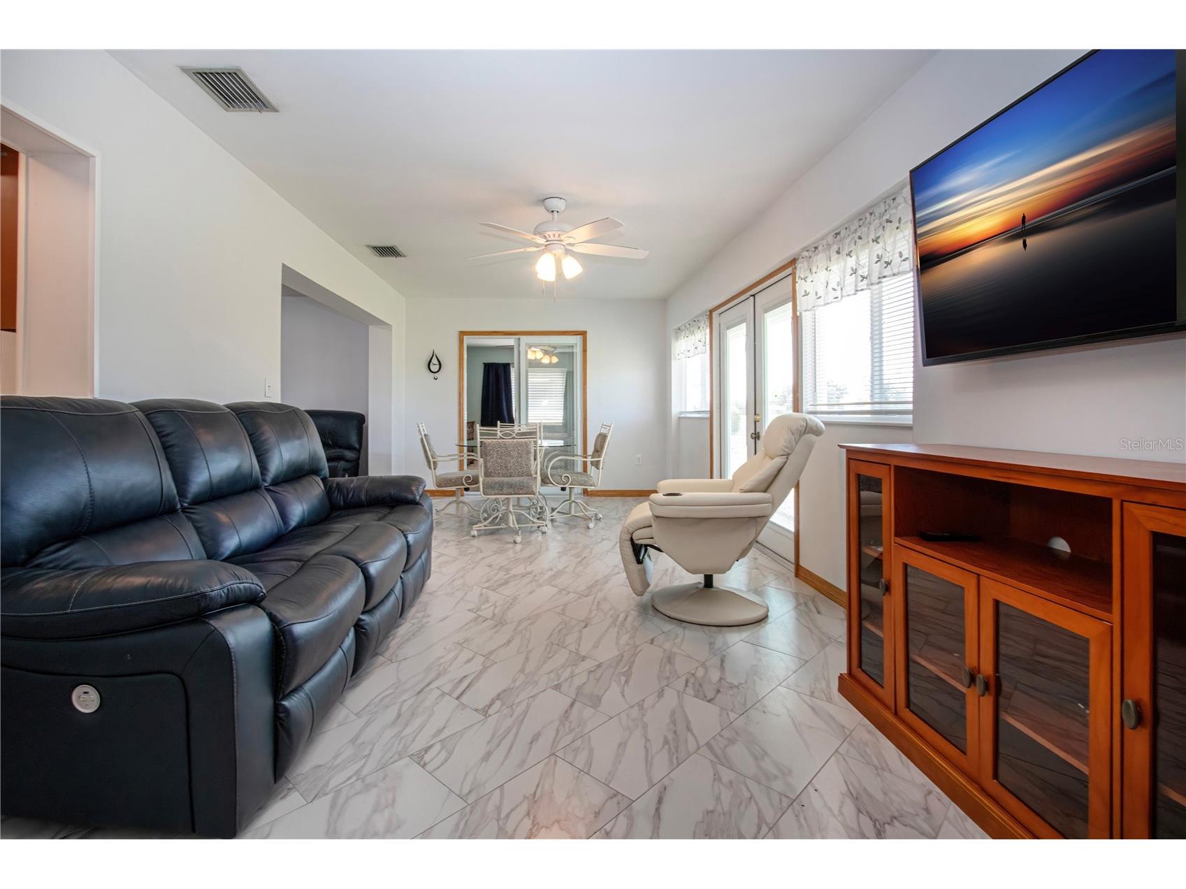 624 La Jolla Avenue Sun City Center FL 33573 TB8519851 image24