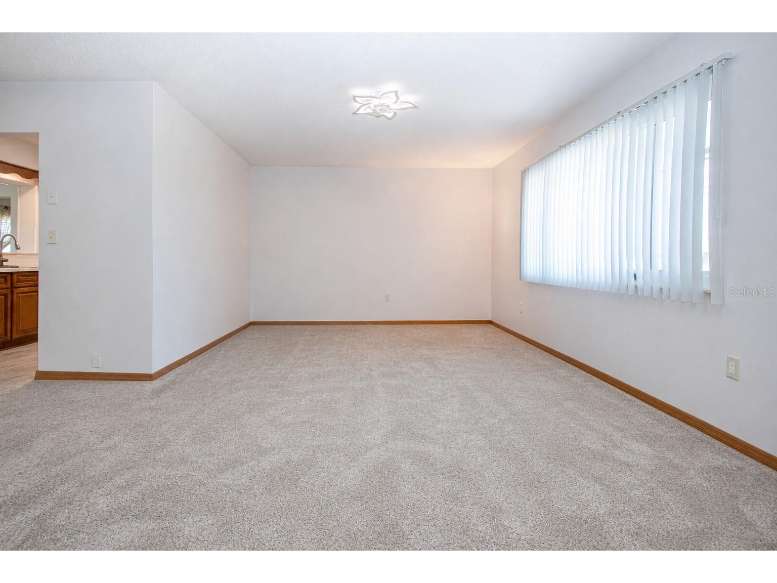 624 La Jolla Avenue Sun City Center FL 33573 TB8519851 image6