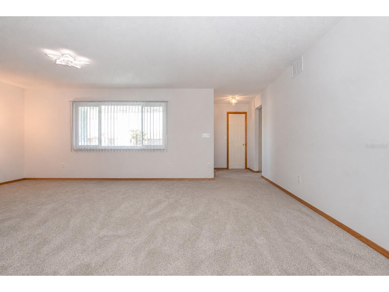 624 La Jolla Avenue Sun City Center FL 33573 TB8519851 image8