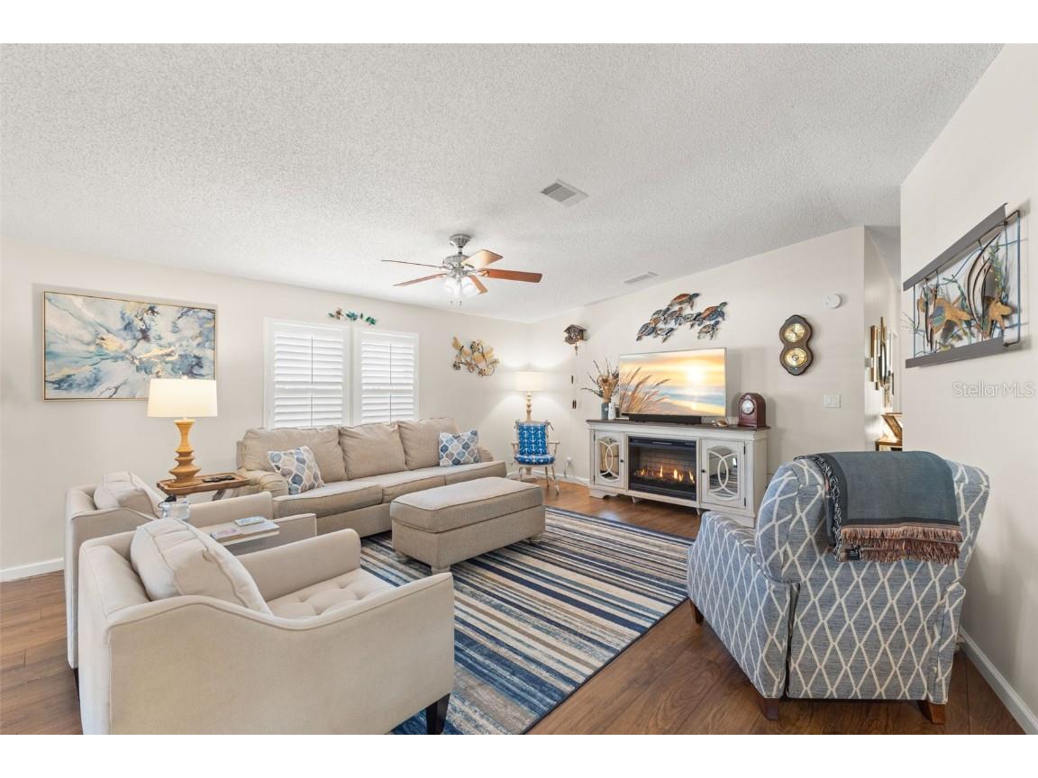 624 Mount Piney Avenue NE #703 Saint Petersburg FL 33702 - TAMPA BAY TB8450713 image4