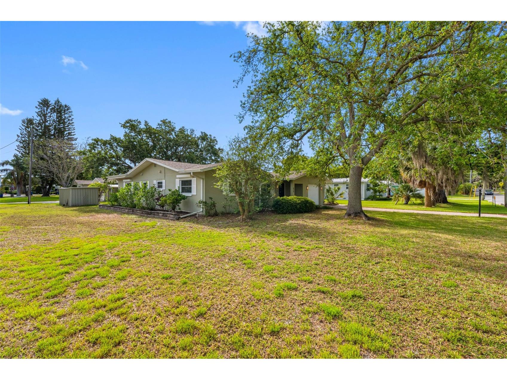 624 Orange Street Palm Harbor FL 34683 TB8495195 image33