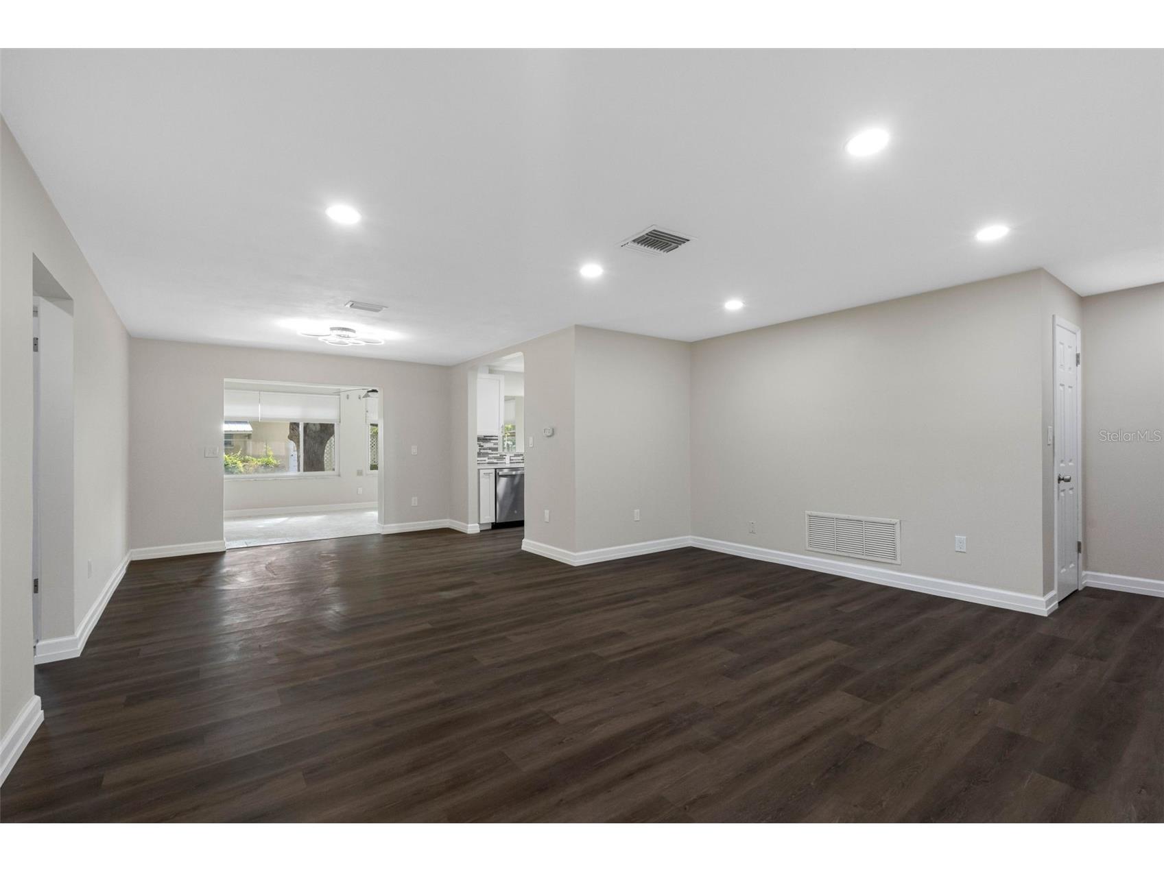 624 Orange Street Palm Harbor FL 34683 TB8495195 image4