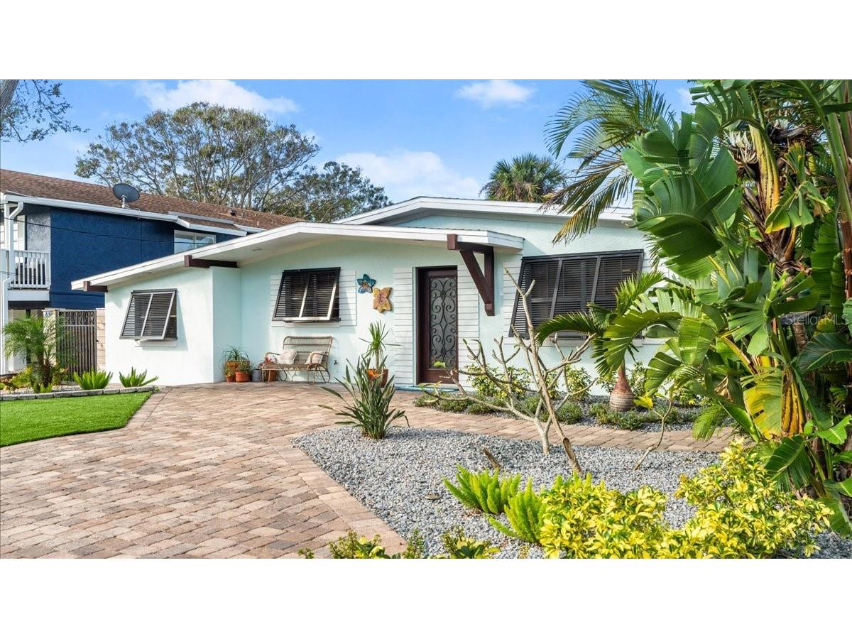 624 S Pine Street New Smyrna Beach FL 32169 NS1083011 image1