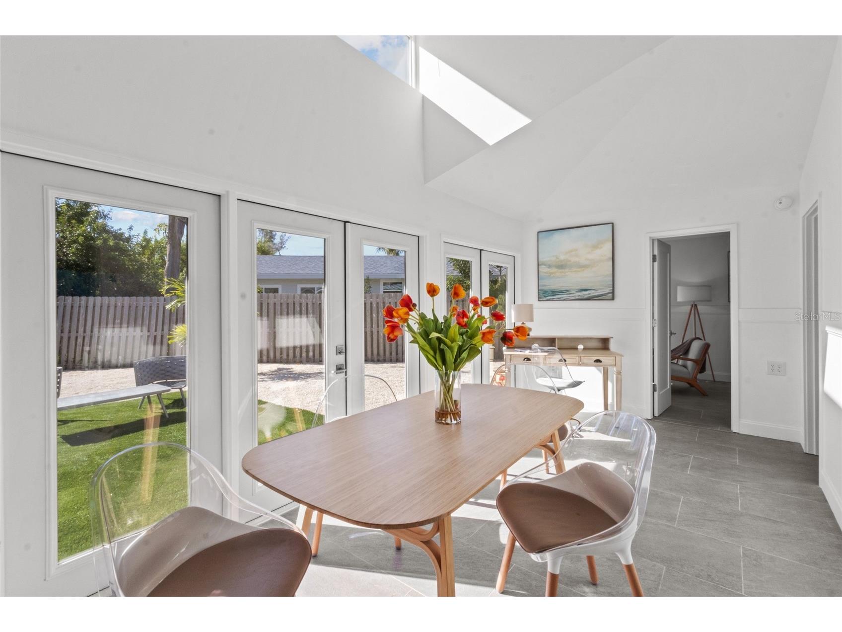 624 Saint Judes Drive Longboat Key FL 34228 - GULF OF MEXICO AND SARASOTA BA A4672840 image15