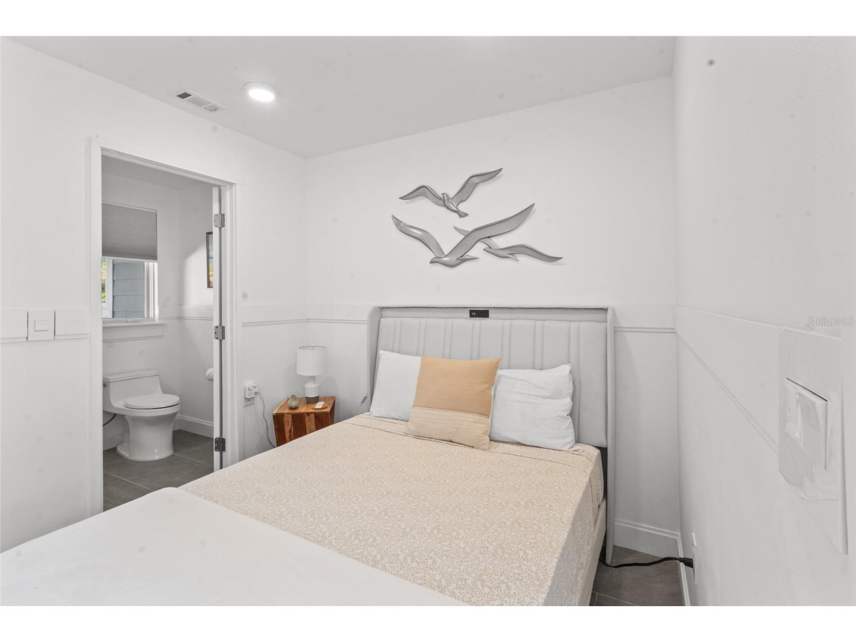 624 Saint Judes Drive Longboat Key FL 34228 - GULF OF MEXICO AND SARASOTA BA A4672840 image25