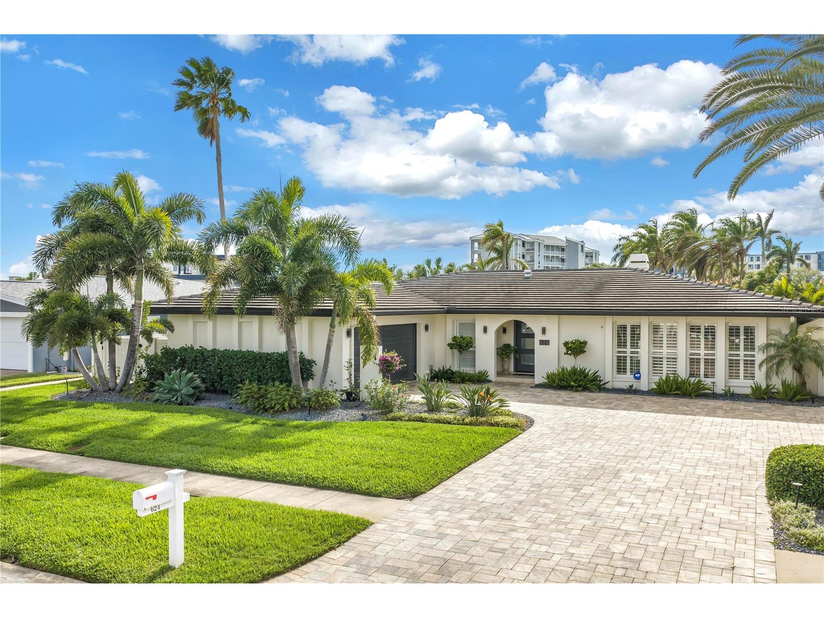 624 Snug Island Clearwater FL 33767 TB8489381 image1