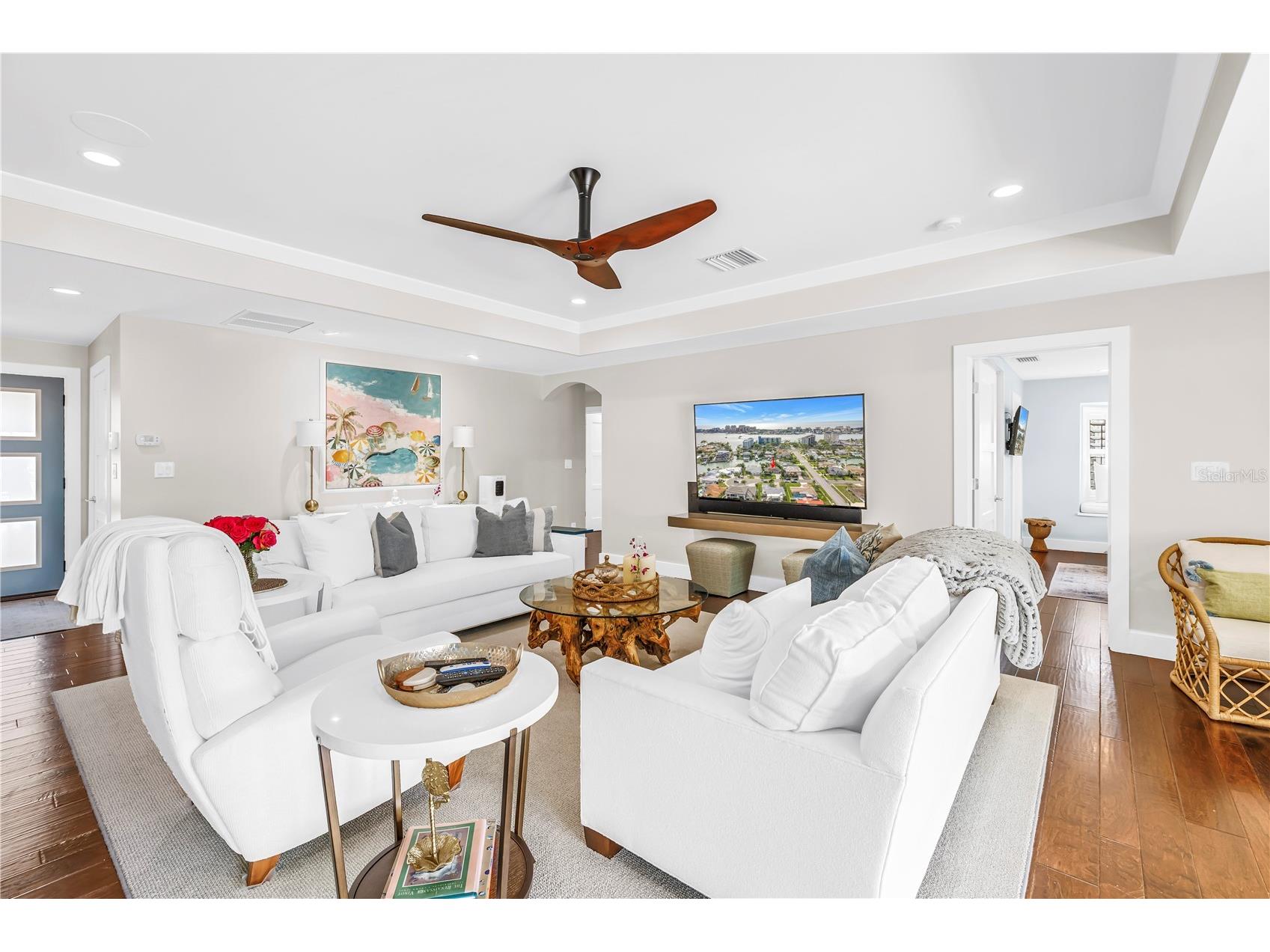 624 Snug Island Clearwater FL 33767 TB8489381 image13