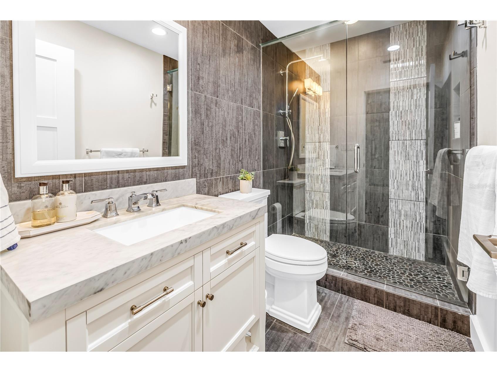 624 Snug Island Clearwater FL 33767 TB8489381 image26