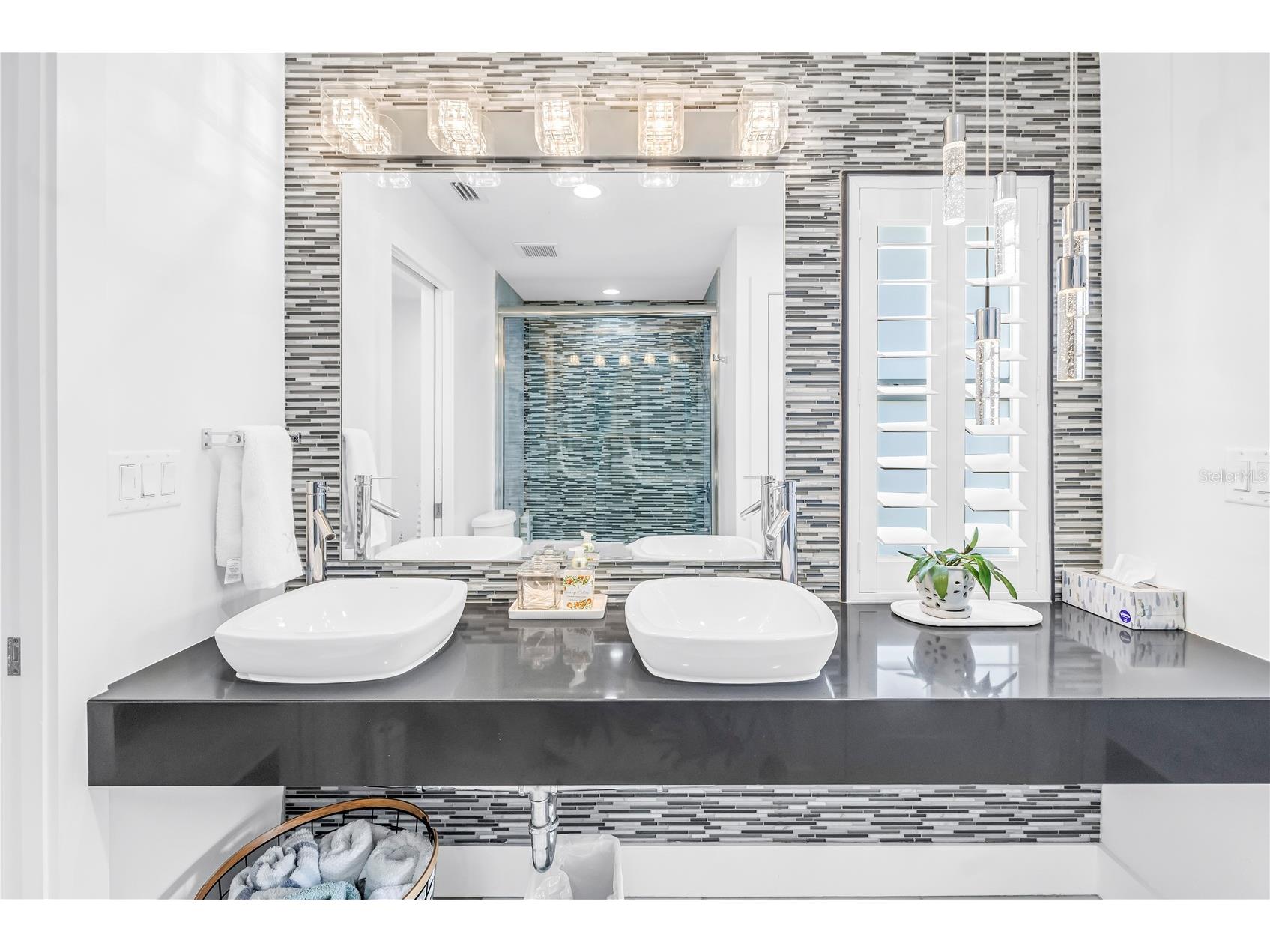 624 Snug Island Clearwater FL 33767 TB8489381 image30