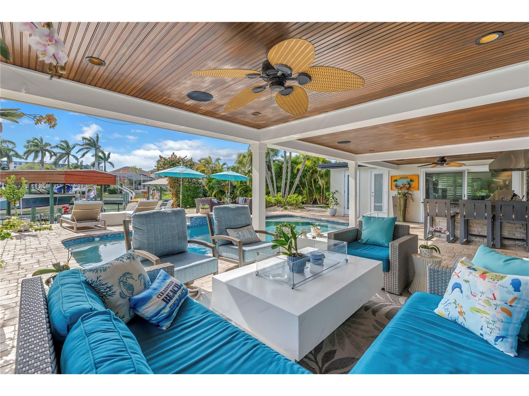 624 Snug Island Clearwater FL 33767 TB8489381 image6