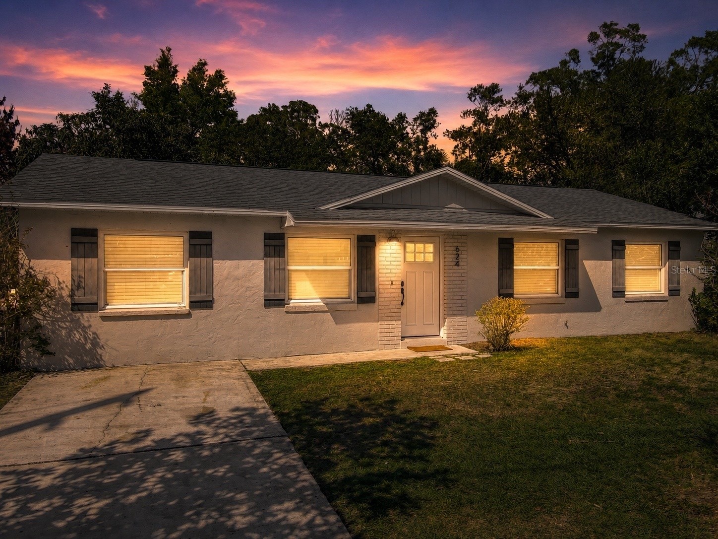 624 W New York Avenue Lake Helen FL 32744 V4948057 image1