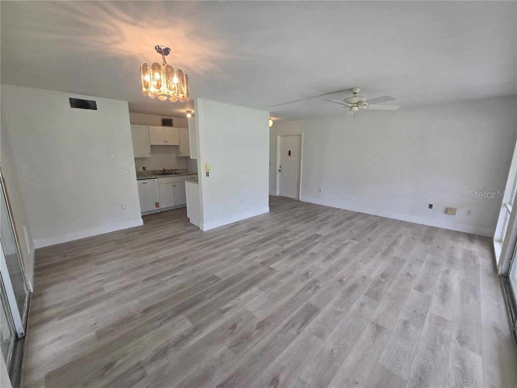 624 White Pine Tree Road #5 Venice FL 34285 N6139307 image3