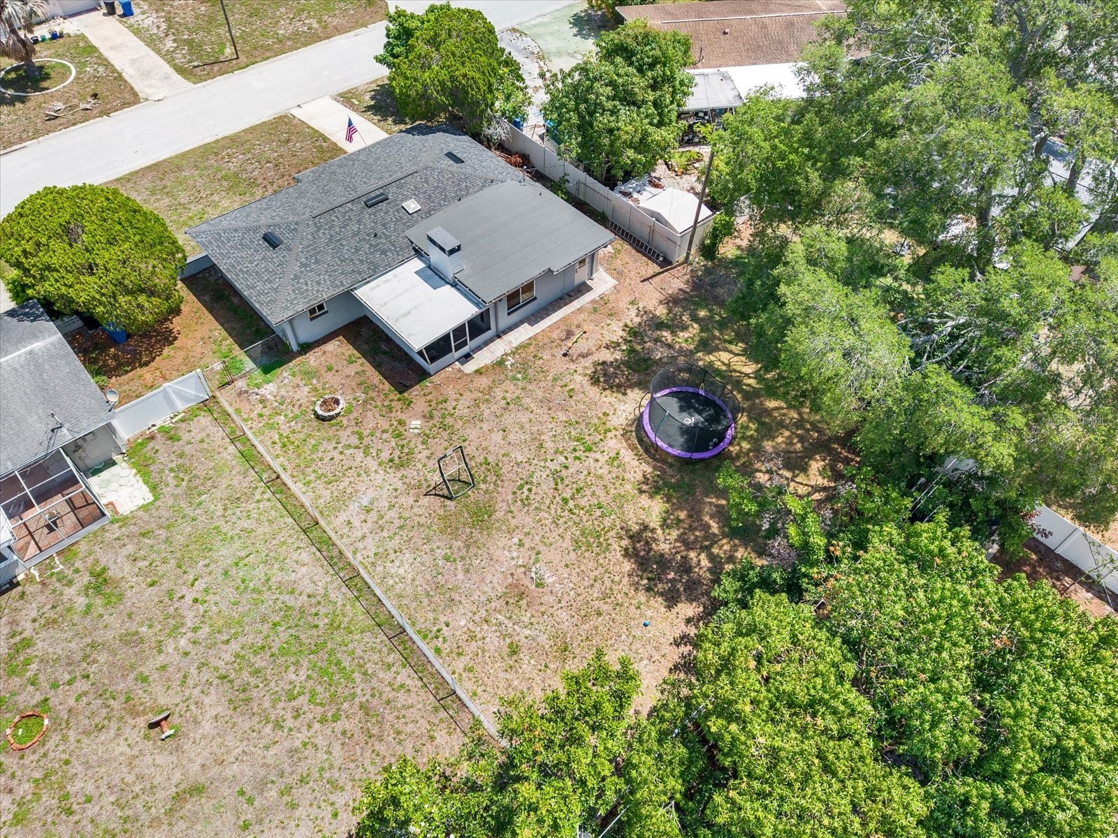 6240 39th Avenue N Saint Petersburg FL 33709 TB8510738 image3