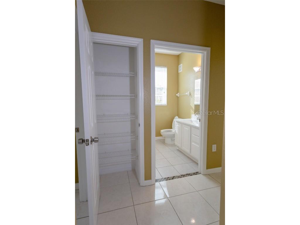 6240 Contessa Drive #101 Orlando FL 32829 O6275802 image37