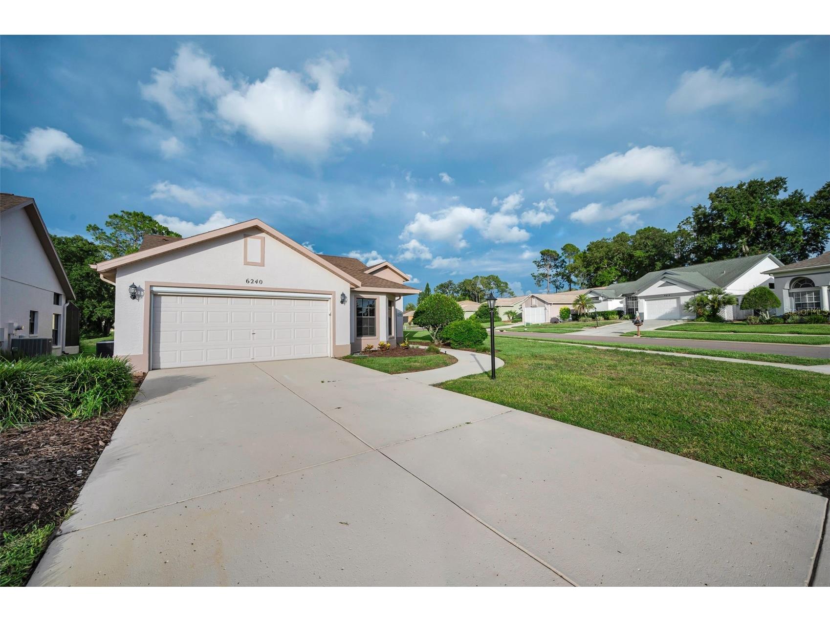 6240 Fairskies Drive New Port Richey FL 34655 W7886169 image13