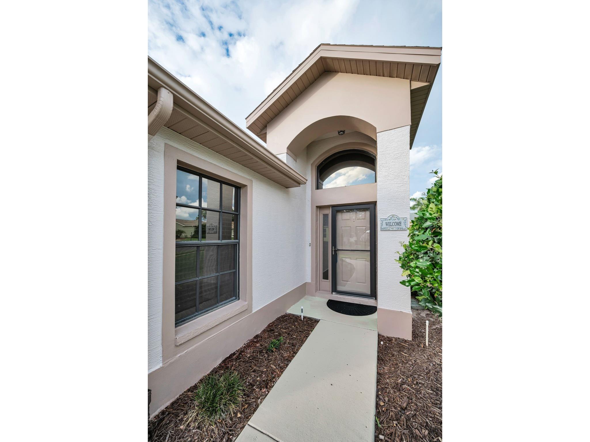 6240 Fairskies Drive New Port Richey FL 34655 W7886169 image15
