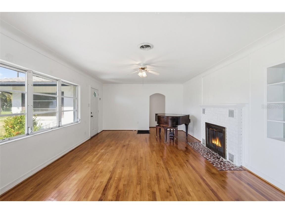 6240 Uplands Boulevard Sarasota FL 34243 - SARASOTA BAY A4670591 image10