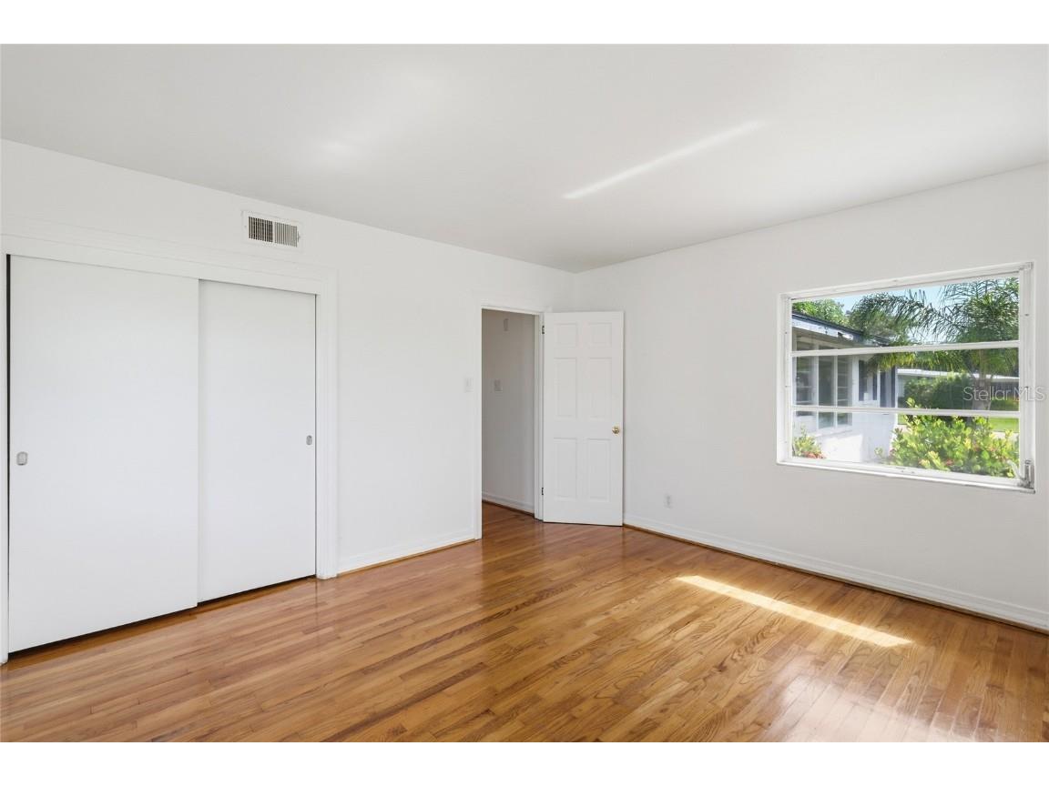 6240 Uplands Boulevard Sarasota FL 34243 - SARASOTA BAY A4670591 image21