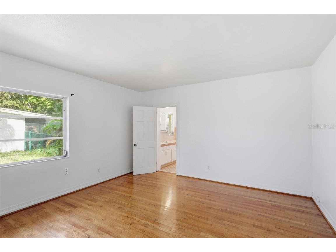 6240 Uplands Boulevard Sarasota FL 34243 - SARASOTA BAY A4670591 image23