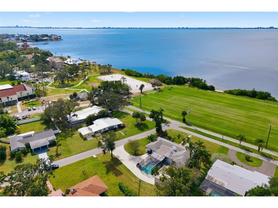 6240 Uplands Boulevard Sarasota FL 34243 - SARASOTA BAY A4670591 image4