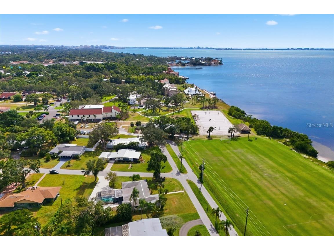 6240 Uplands Boulevard Sarasota FL 34243 - SARASOTA BAY A4670591 image5