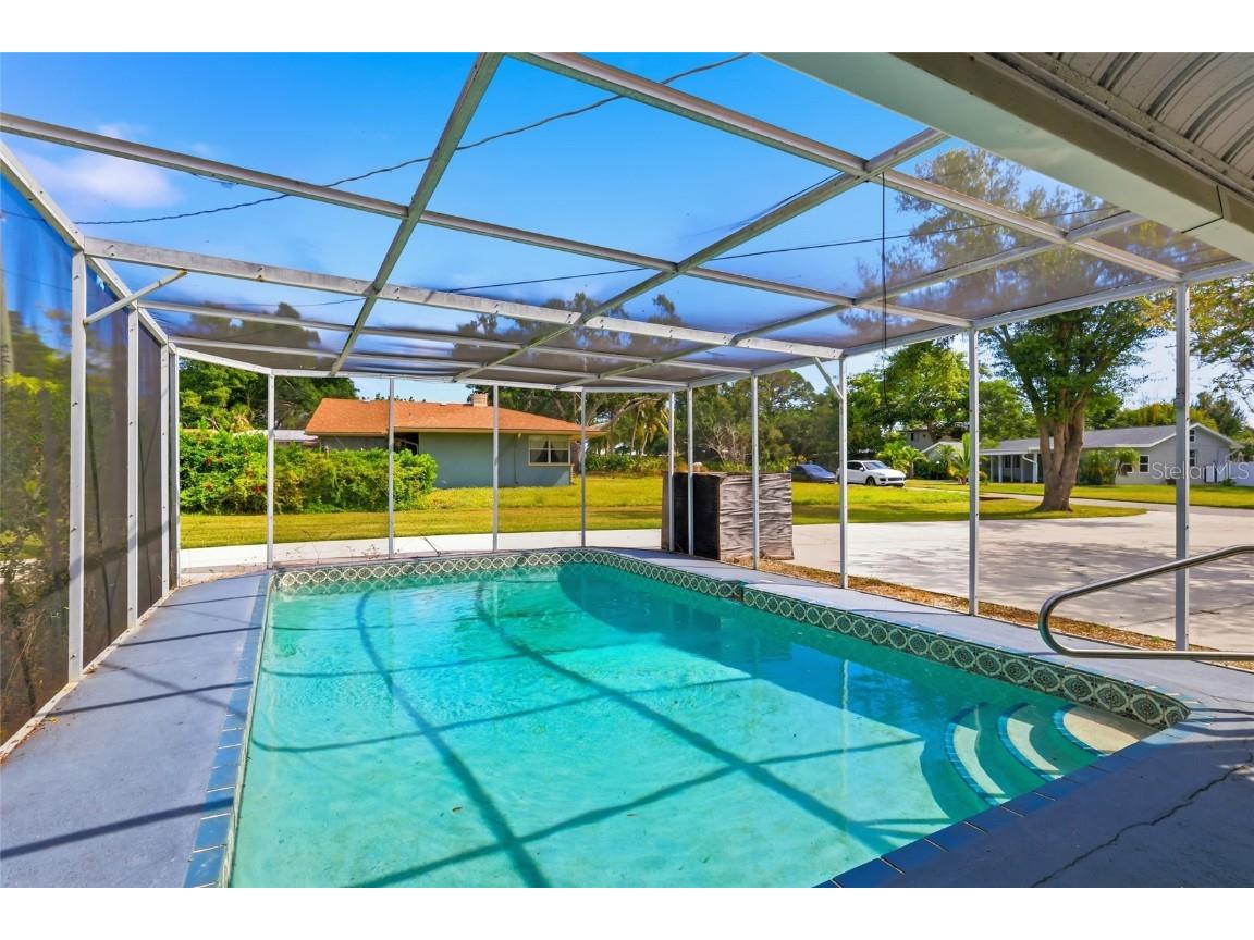 6240 Uplands Boulevard Sarasota FL 34243 - SARASOTA BAY A4670591 image7