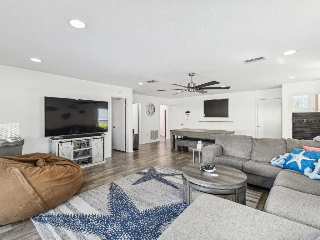 6241 Bayside Drive New Port Richey FL 34652 TB8402964 image42