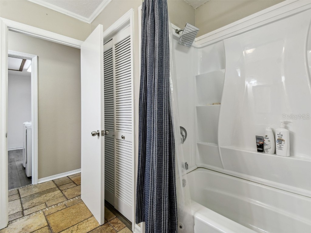 6241 Bayside Drive New Port Richey FL 34652 TB8402964 image64