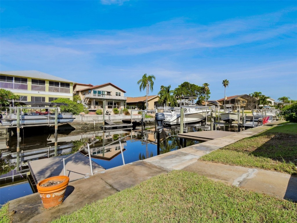 6241 Bayside Drive New Port Richey FL 34652 TB8402964 image67