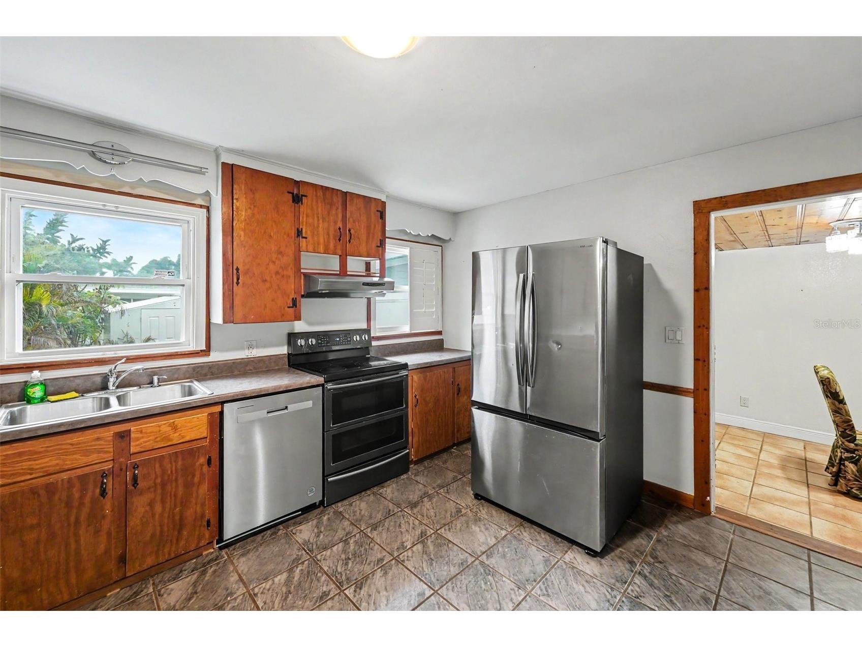 6242 5th Avenue N Saint Petersburg FL 33710 TB8510666 image12