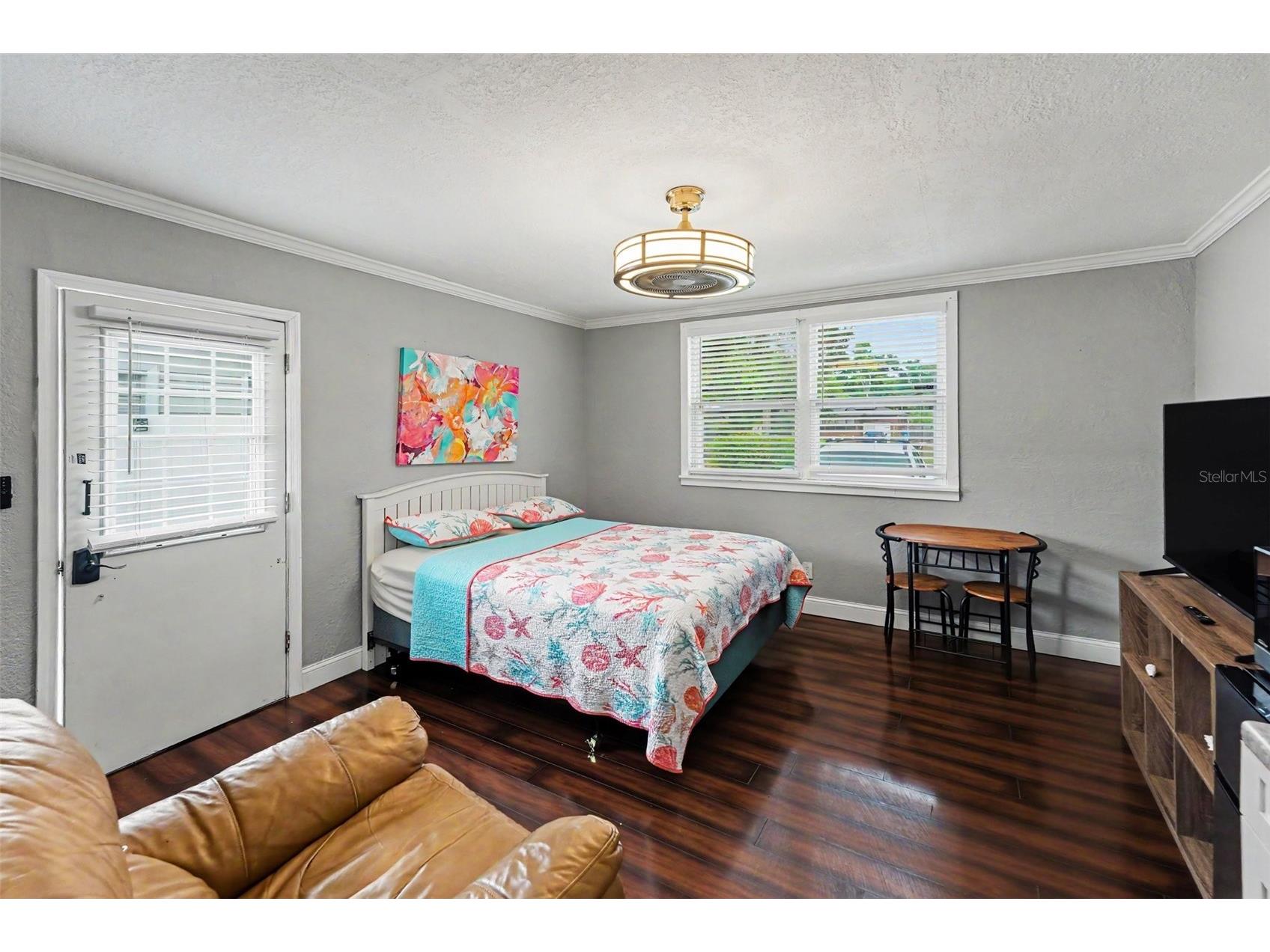 6242 5th Avenue N Saint Petersburg FL 33710 TB8510666 image20