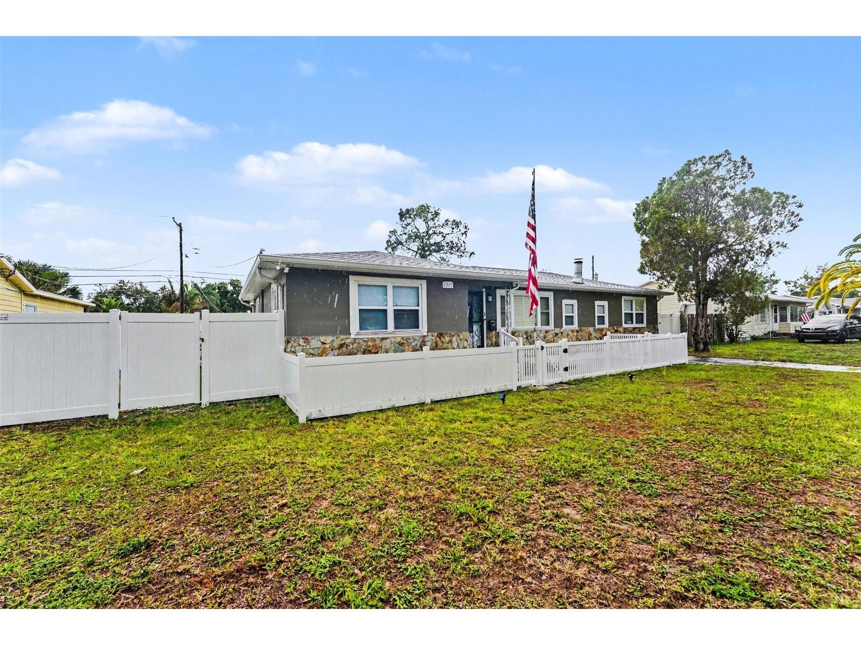 6242 5th Avenue N Saint Petersburg FL 33710 TB8510666 image3