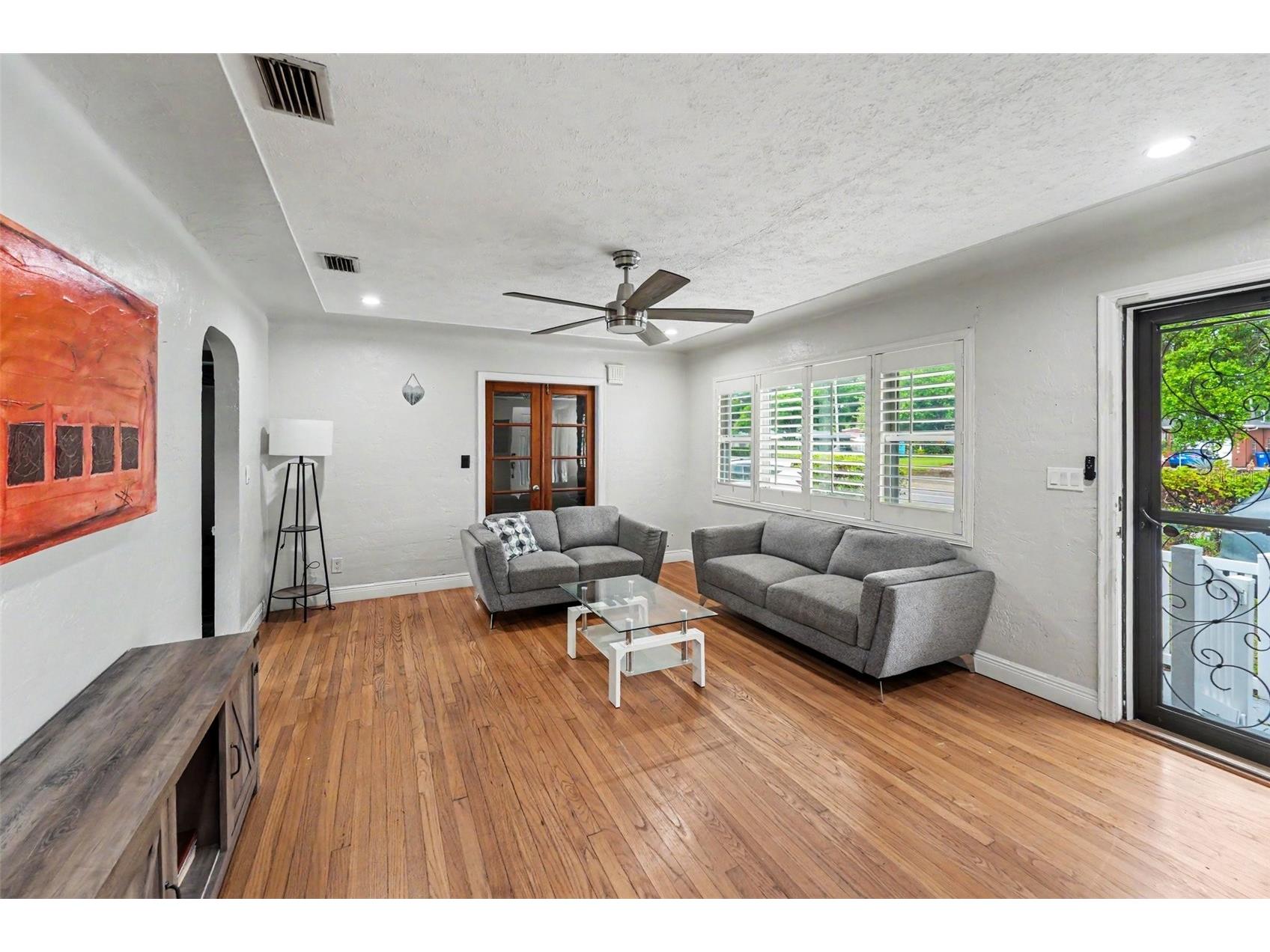 6242 5th Avenue N Saint Petersburg FL 33710 TB8510666 image5