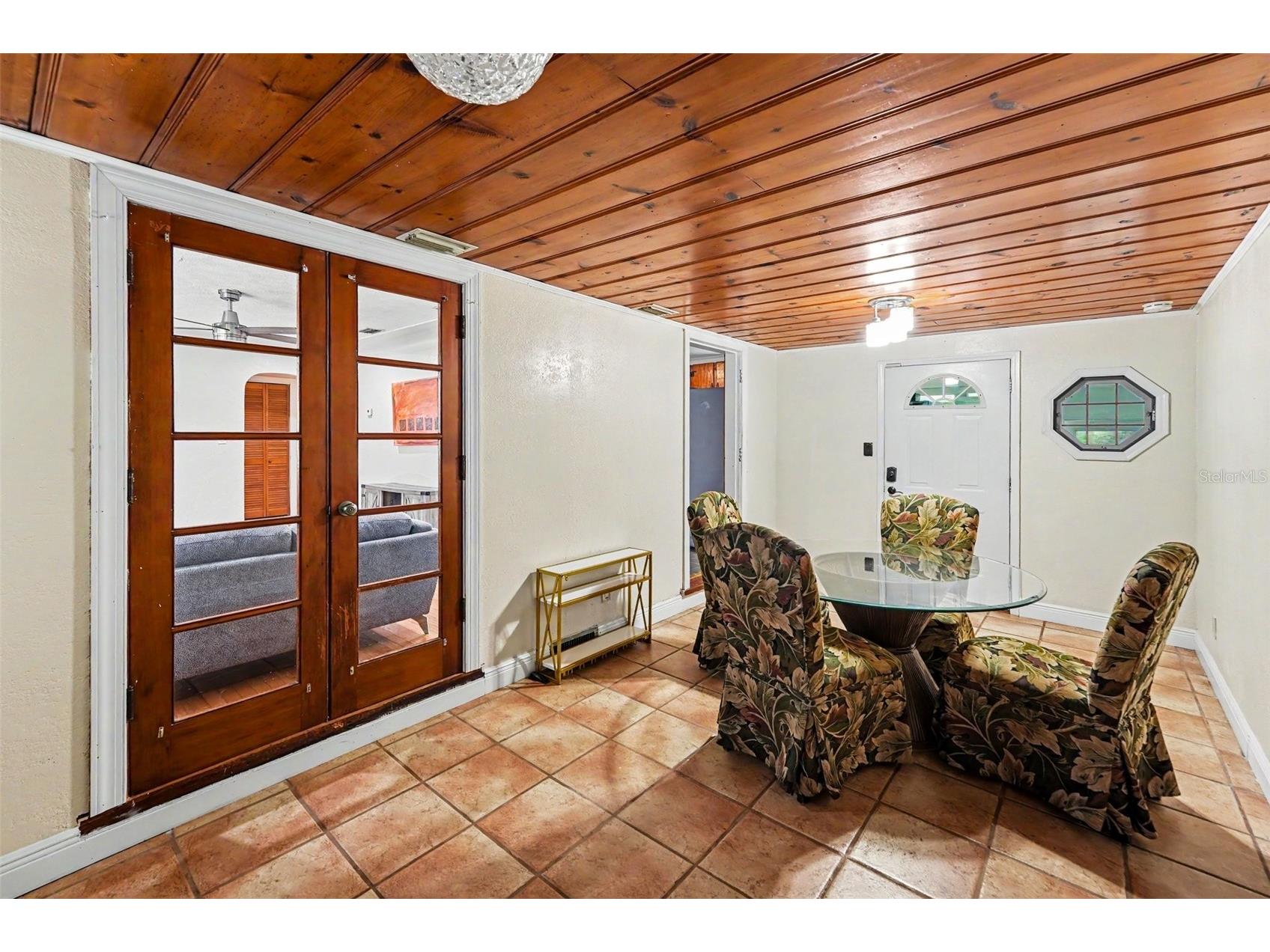 6242 5th Avenue N Saint Petersburg FL 33710 TB8510666 image6