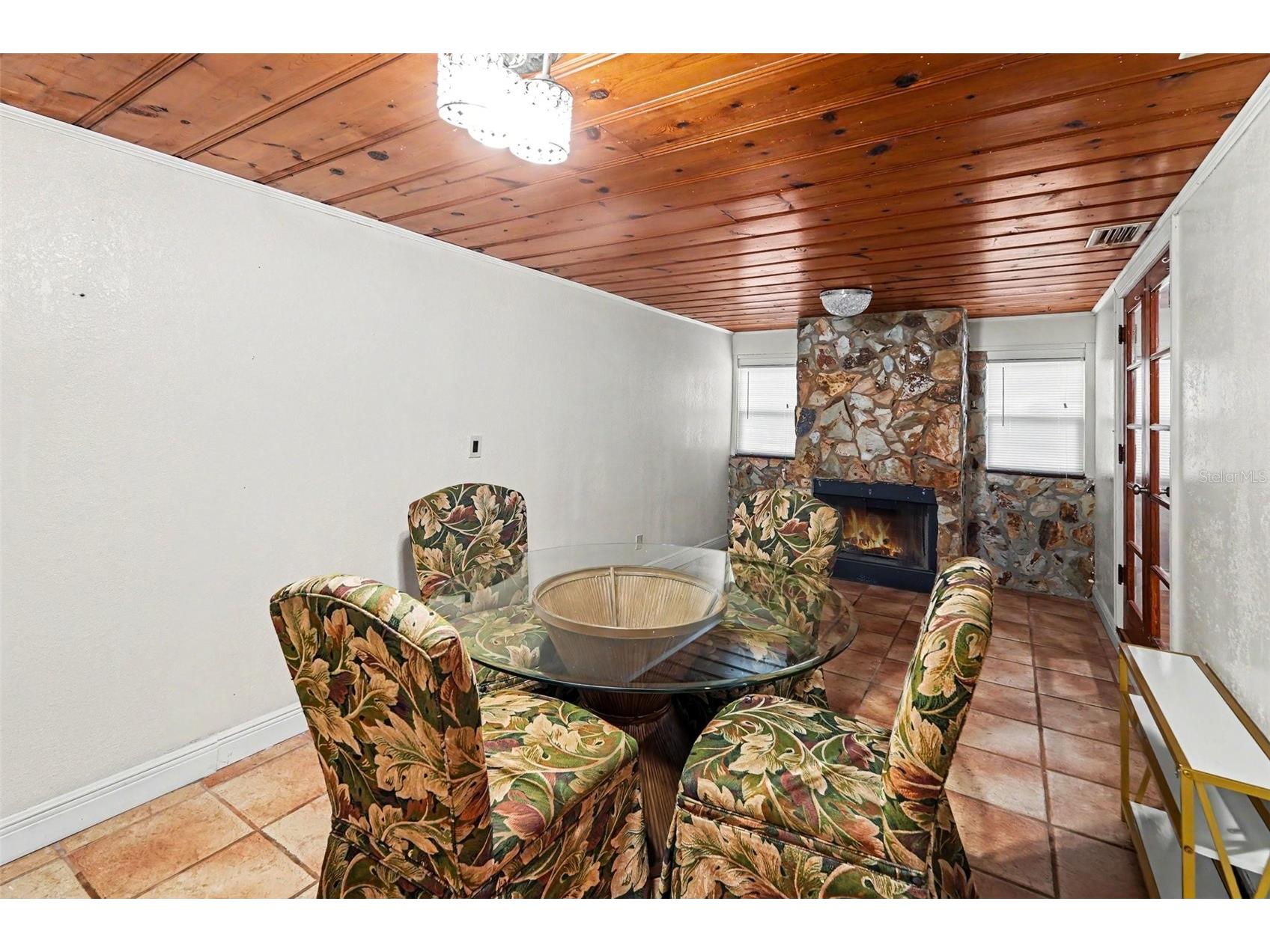 6242 5th Avenue N Saint Petersburg FL 33710 TB8510666 image8