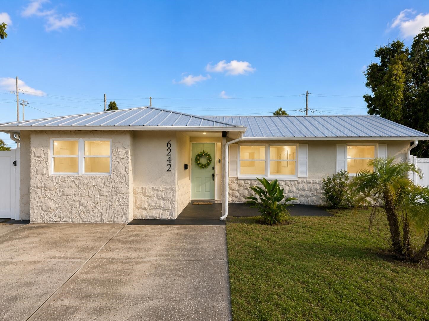 6242 68th Avenue N Pinellas Park FL 33781 O6420249 image1
