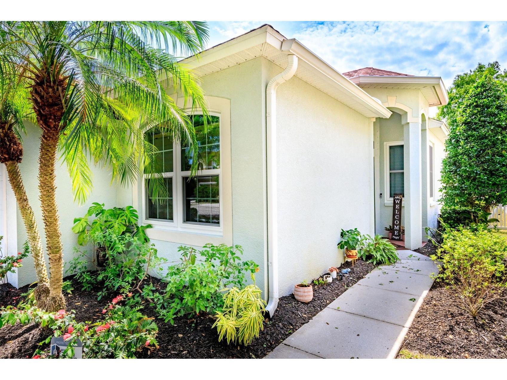 6242 Blue Runner Court Lakewood Ranch FL 34202 A4693036 image3