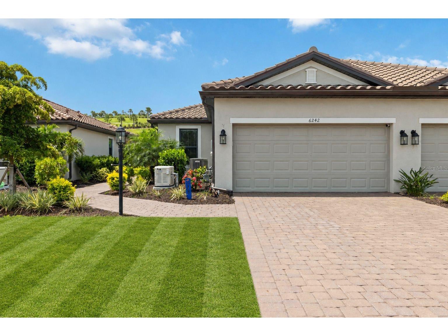 6242 Grandview Hill Court Bradenton FL 34203 A4694798 image1